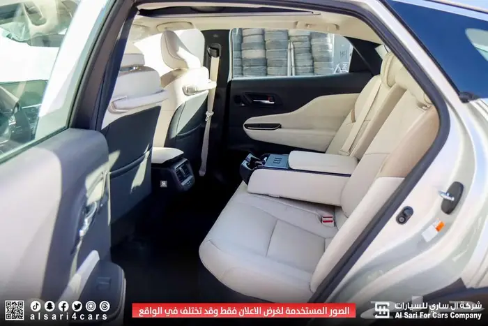 تويوتا كراون ماجيستا 2023 31