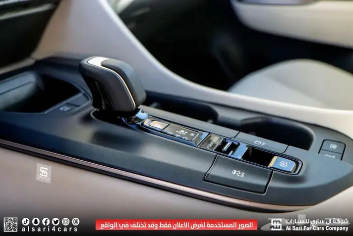 تويوتا كراون ماجيستا 2023 33