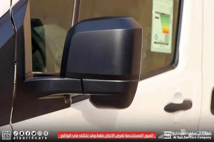 تويوتا فان بضاعة ديزل أوتوماتيك باب مفصلي للشنطة 2025 9