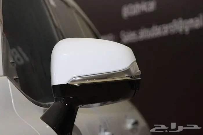لكزس LX600 FF بنزين 2025 - كاش و أقساط 24