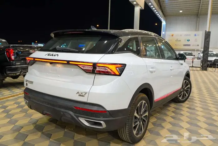دونج فينج AX7 فل كامل 2023 اقوة عروض الكاش والتقسيط 9
