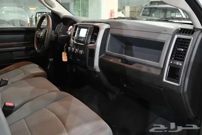 رام 1500 كلاسيك 2019 غمارتين دبل سعودي 10