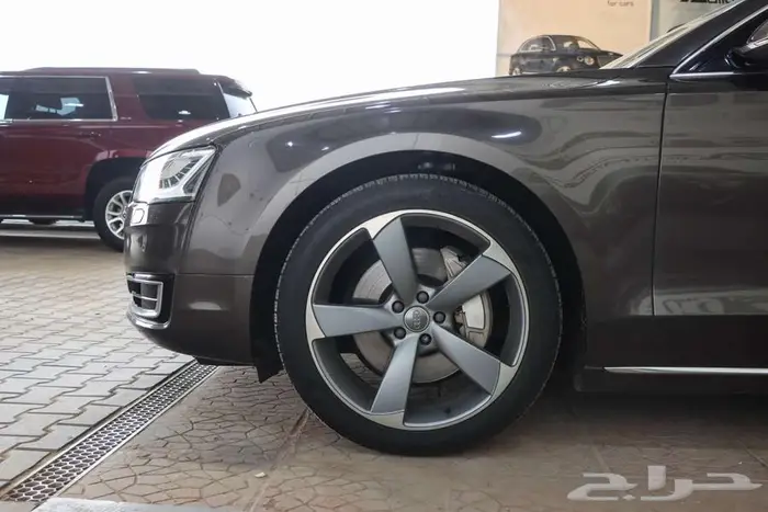 اودي A8L موديل 2015 3