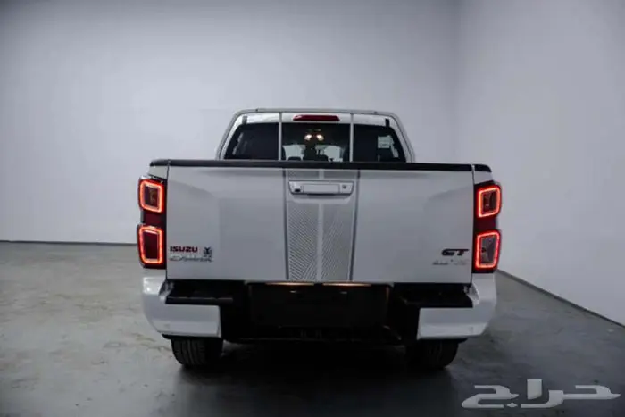 ايسوزو دي ماكس جي تي 4X4 اتوماتيك 2024 3
