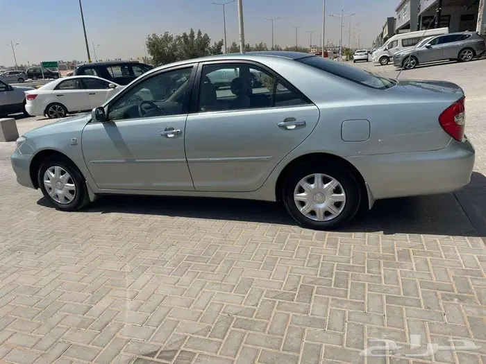 تويوتا كامري GLI 2004 3