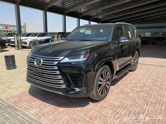 لكزس LX600 BB 2025 اسود داخلي جملي 1
