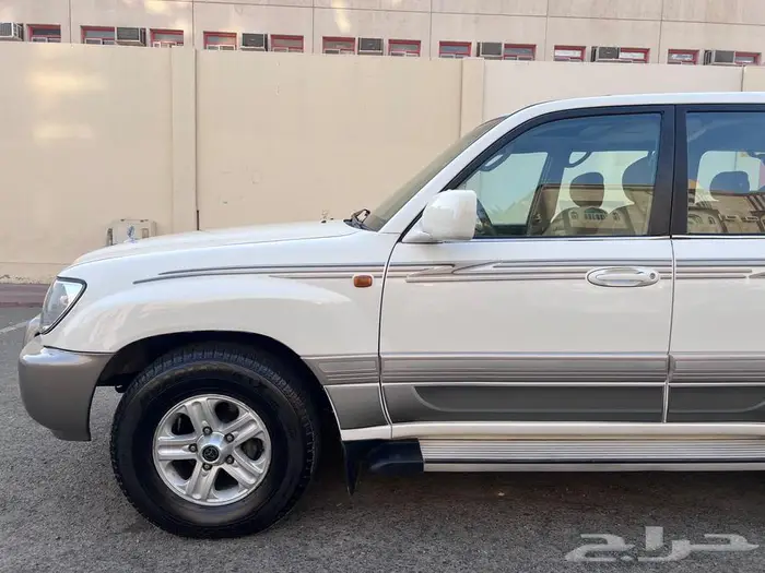 لاندكروزر GX-R2 اوتوماتيك 6 سلندر 2004 2