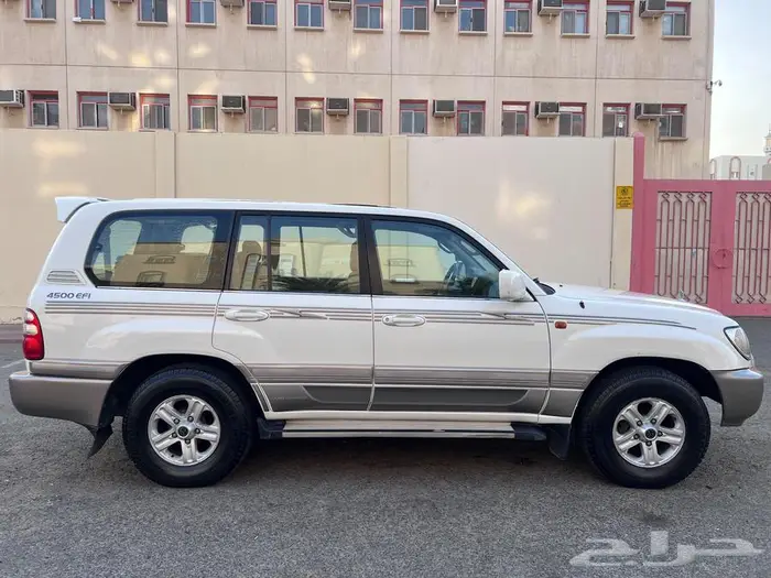 لاندكروزر GX-R2 اوتوماتيك 6 سلندر 2004 4