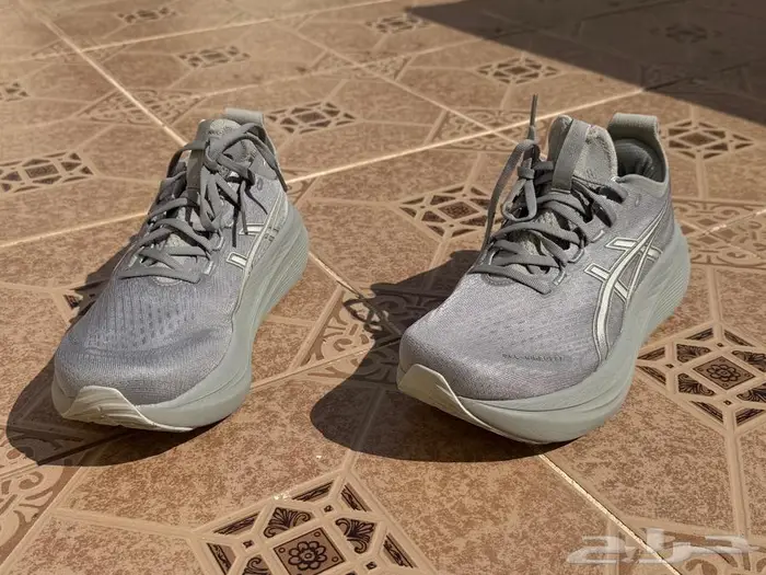 جزمة اسيكس نيمبوس 27 ASICS nimbus 27 مقاس 42 1