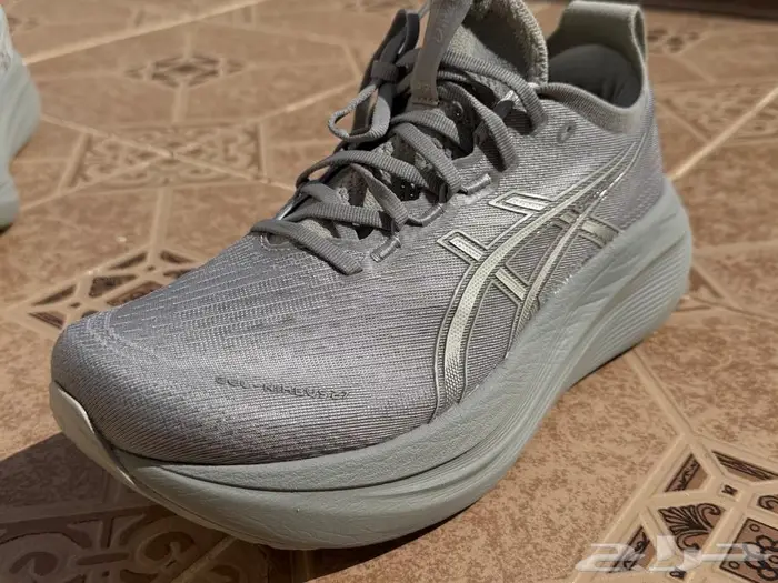 جزمة اسيكس نيمبوس 27 ASICS nimbus 27 مقاس 42 0