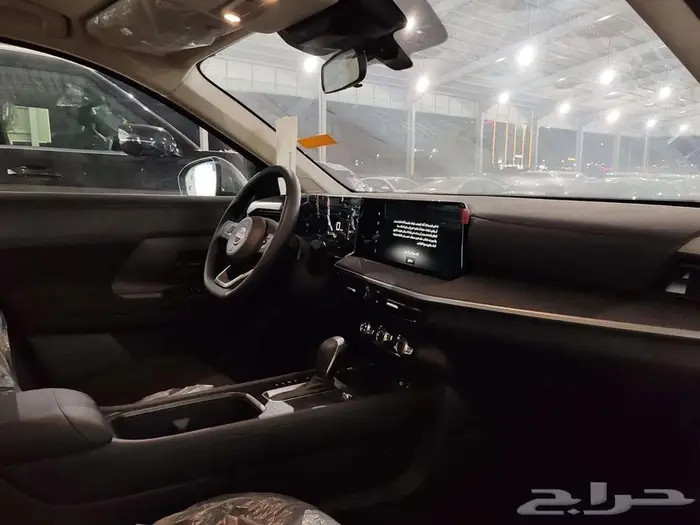 نيسان كيكس استاندرد 2025 8
