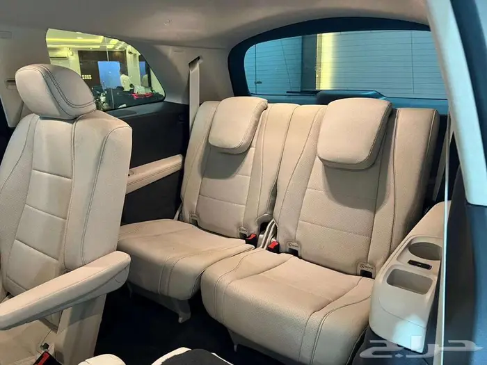 مرسيدس GLS450 2019 بحالة الوكاله 17