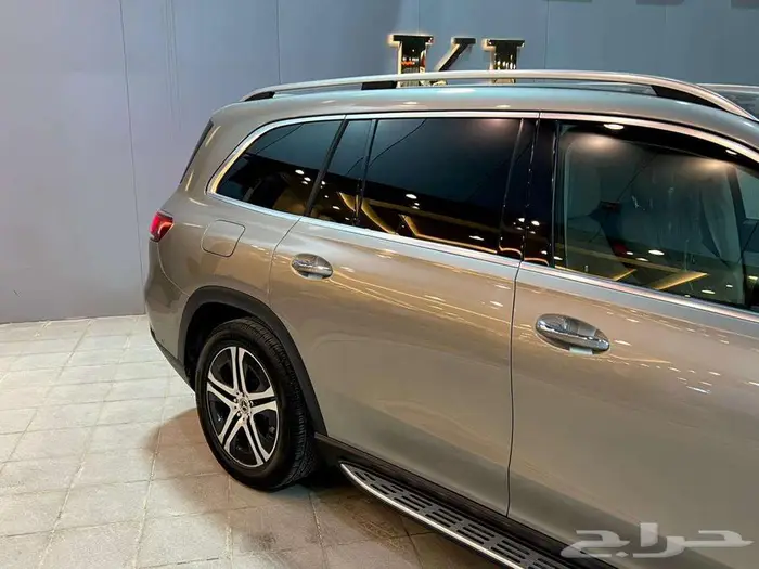 مرسيدس GLS450 2019 بحالة الوكاله 3