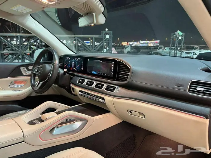 مرسيدس GLS450 2019 بحالة الوكاله 9