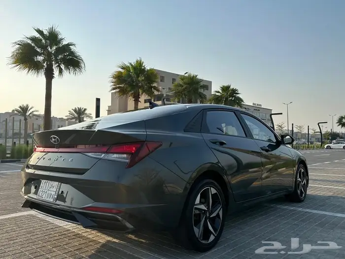 أفانتي (ألنترا) مواصفات مميزة 2021 9