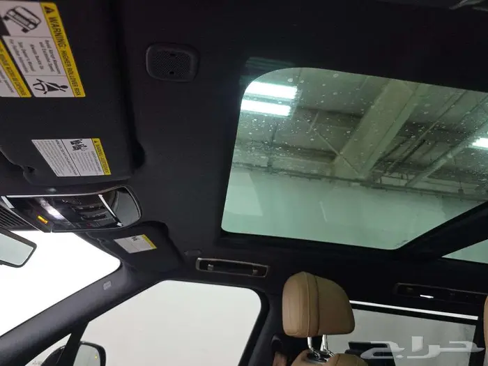 مزاد يوم 10 08 Land Rover Range Rover SE LWB 7-Passenger 10