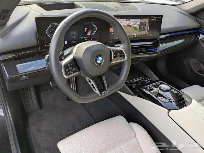 الفئة الخامسة وارد أمريكا BMW 530i 2025 4