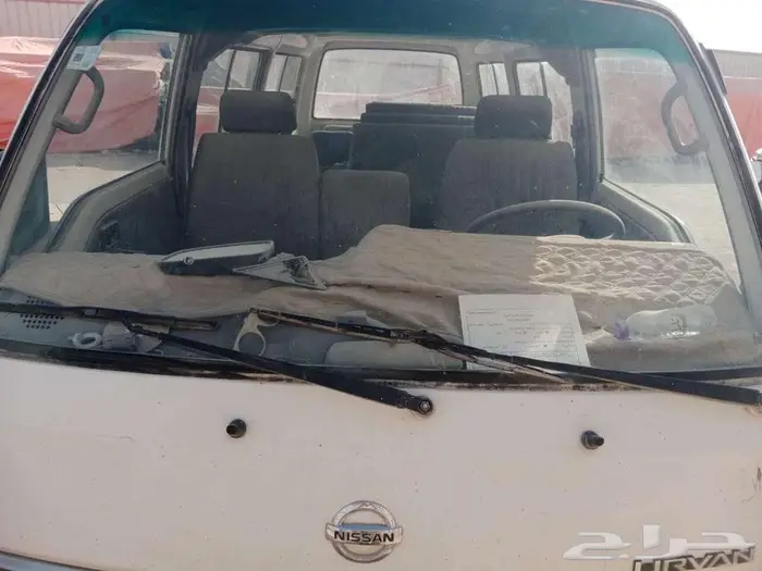 للبيع باص نيسان أورفان 99 مستعمل بنزين قير عادي الرياض 0