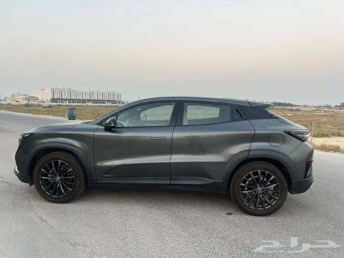 2023 شانجان يوني تي 10