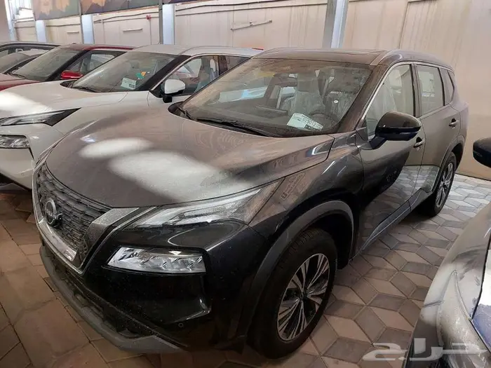 نيسان اكس تريل sv بلس 2025 7 مقاعد دبل بانوراما 0