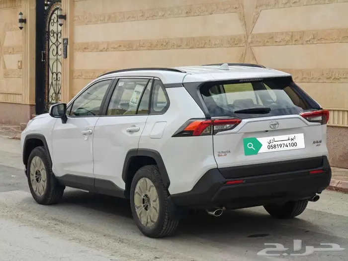 تويوتا راف فور XLE موديل 2025 28