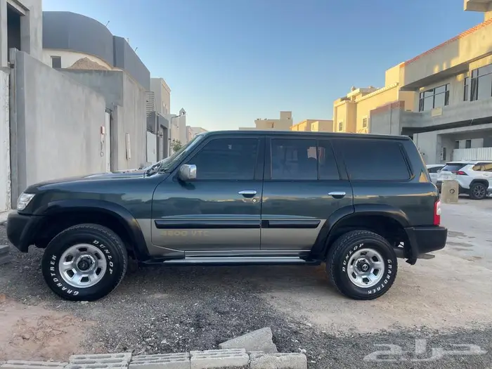 نيسان 19