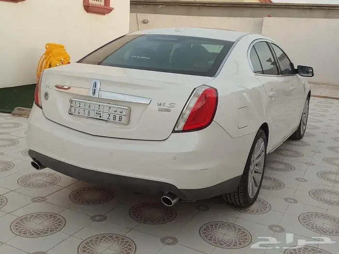لنكولن 2009 MKS 4