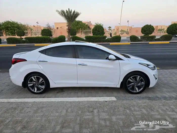 للبيع هونداي النترا 2015 5