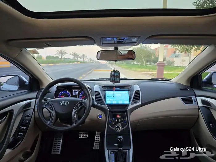 للبيع هونداي النترا 2015 8