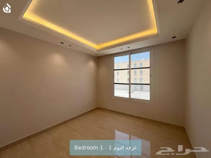 شقة من 3 غرف ومجلس في حي العارض 10