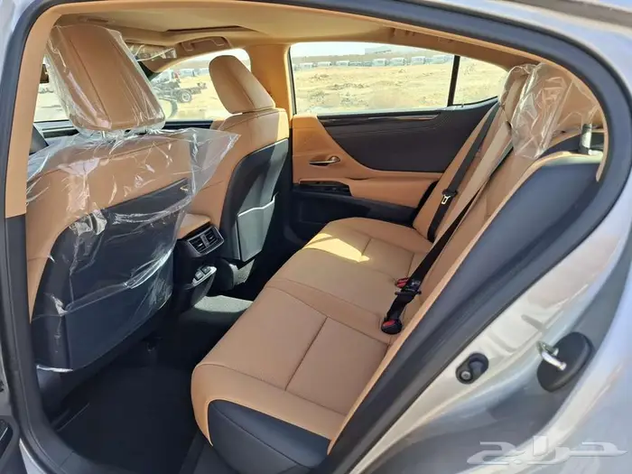 LEXUS ES250 2025 1