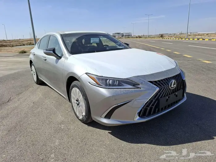 LEXUS ES250 2025 5