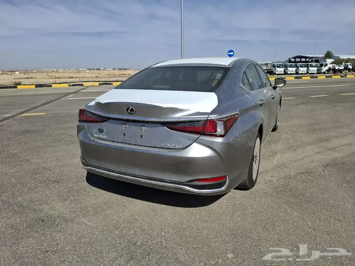LEXUS ES250 2025 7