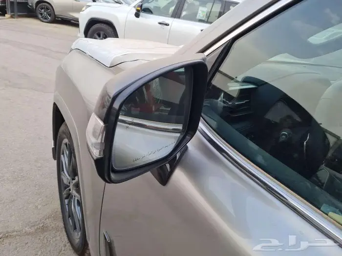 لكزس LX600 FF بنزين 2025 - كاش و أقساط 5