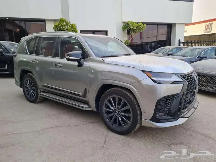 لكزس LX600 FF بنزين 2025 - كاش و أقساط 27
