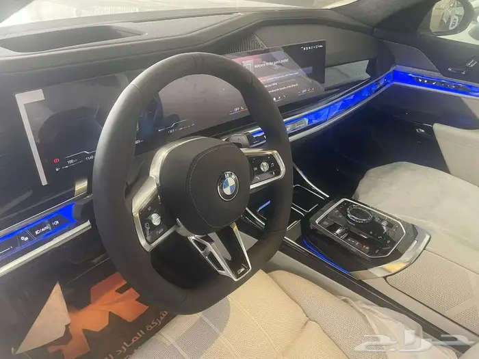 بي ام دبليو 735i موديل 2026 اسود خليجي 20