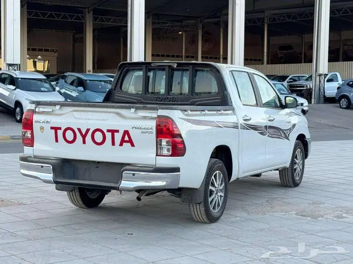 هايلوكس غمارتين GLX2 جنوط بنزين 2025 4