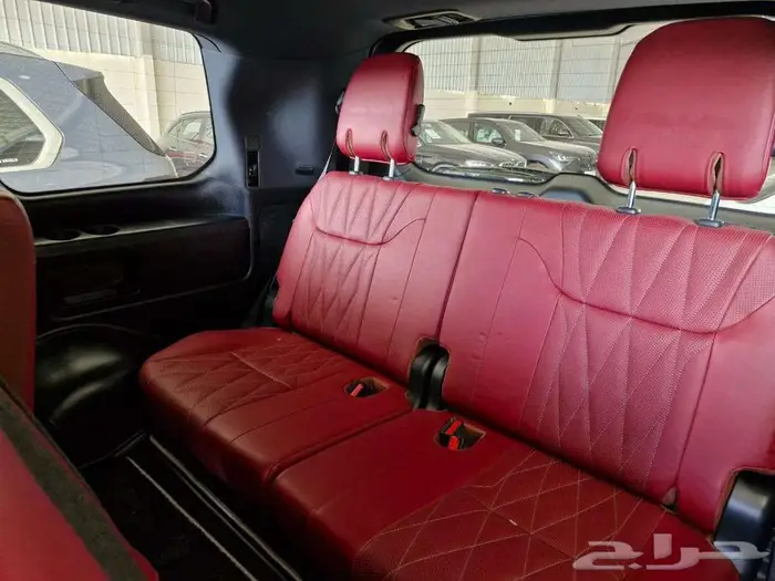 لكزس LX570 موديل 2019 بلاك اديشن وكاله ممشى 263000 12