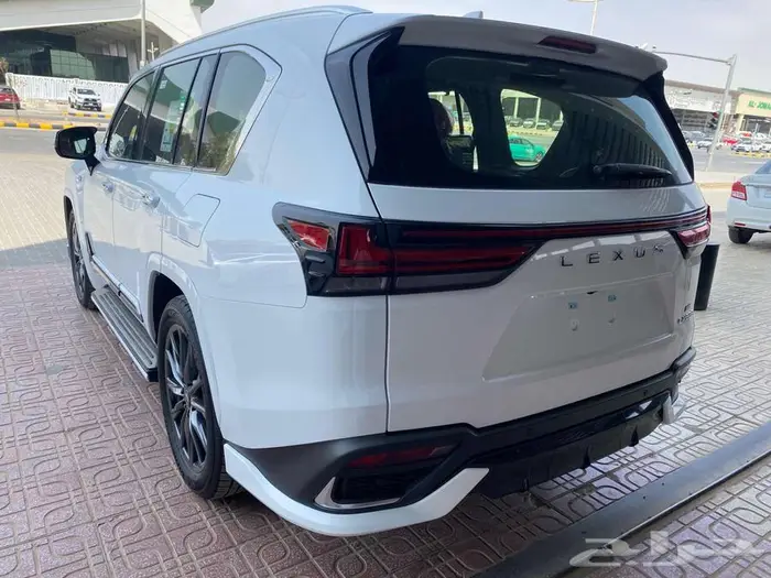 لكزس LX600 F SPORT 2025 5