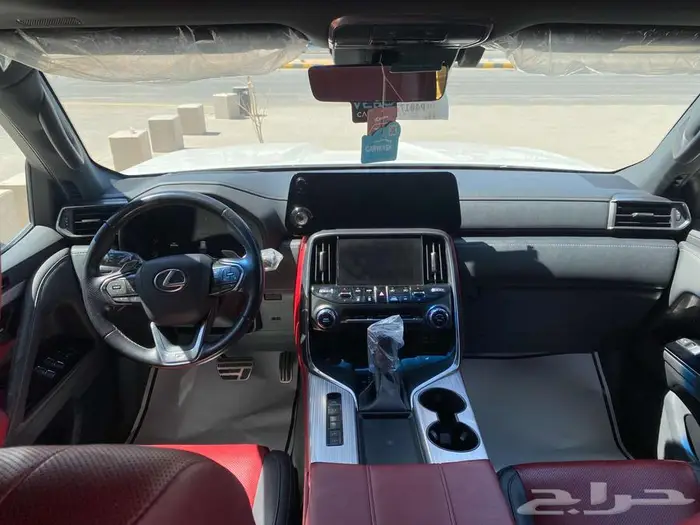 لكزس LX600 BB 2023 ابيض داخلي احمر 13