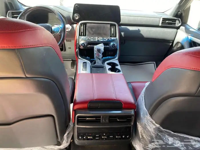 لكزس LX600 BB 2023 ابيض داخلي احمر 14