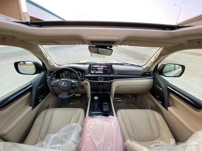 لكزس LX570 2020 فل كامل 18
