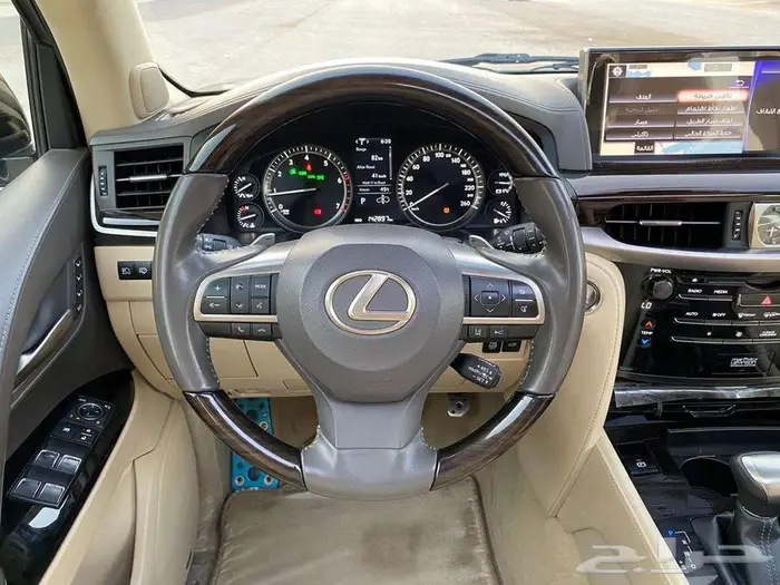 لكزس LX570 2020 فل كامل 17