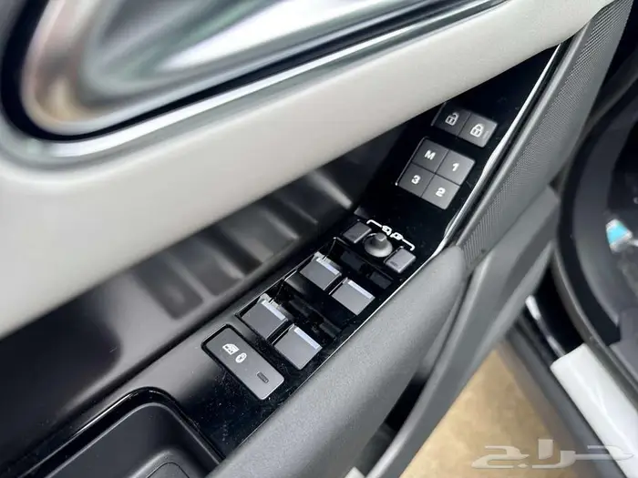 Range Rover Velar Dynamic SE 2026 7