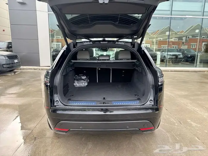 Range Rover Velar Dynamic SE 2026 4