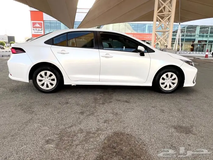 للبيع تويوتا كورولا 2024 9