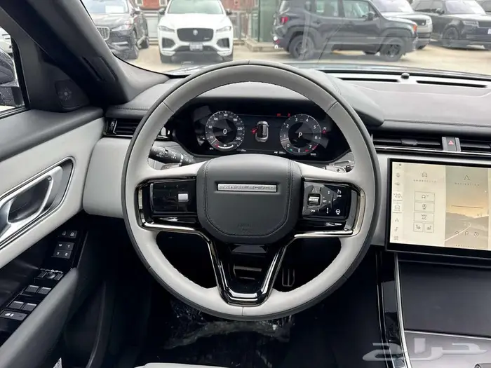 Range Rover Velar Dynamic SE 2026 8