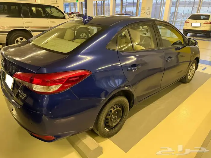 Toyota Yaris 1.5 E 2018 4