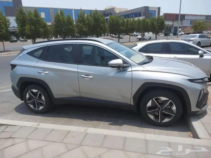 Hyundai Tucson  2025  Automatic  13000 KM  2000 Cc 2