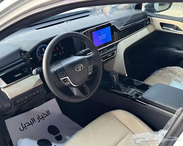تويوتا كامري LE هايبرد 2025 6